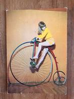 Mooie Vrouw op hoge bi fiets., Ophalen of Verzenden, 1980 tot heden, Gelopen, Sport en Spel
