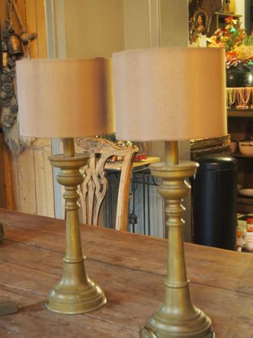 2 Metalen lampen beschikbaar voor biedingen