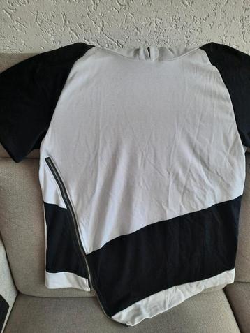 Hoodie maat L , NIEUW beschikbaar voor biedingen