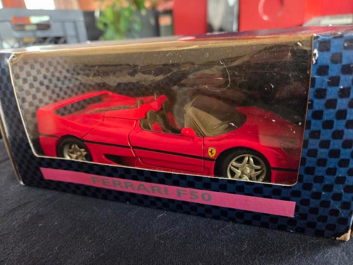 Ferrari F50 Modelauto - Bburago, Hobby en Vrije tijd, Modelauto's | 1:24, Zo goed als nieuw, Auto, Bburago, Ophalen of Verzenden