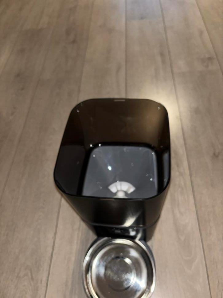 Automatische voerbak huisdier met camera, Dieren en Toebehoren, Hondenvoerbakken en Drinkbakken, Nieuw, Automatisch, Ophalen of Verzenden