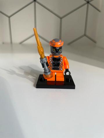 Lego ninjago slang. beschikbaar voor biedingen