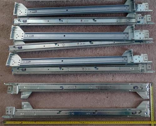 Dell Server Rack sliding ready rails. Server geleiders., Computers en Software, Serverkasten, Zo goed als nieuw, Plaatstaal, Ophalen of Verzenden
