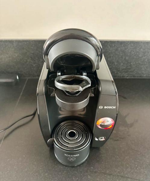 Bosch Tassimo Fidelia koffiecupmachine koffiezetapparaat, Witgoed en Apparatuur, Koffiezetapparaten, Gebruikt, Koffiepads en cups