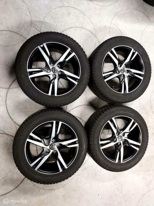 Lichtmetalen velgenset nokian Volvo XC40, Auto-onderdelen, Banden en Velgen, Banden en Velgen, Winterbanden, 18 inch, 235 mm, Gebruikt