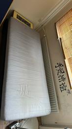 Eenpersoons bed met matras, Huis en Inrichting, Ophalen, 90 cm, Eenpersoons, Zwart