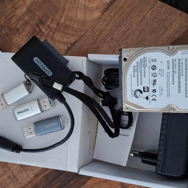 HDD, USB sticks en Sitecom adapter, Computers en Software, Harde schijven, Ophalen of Verzenden