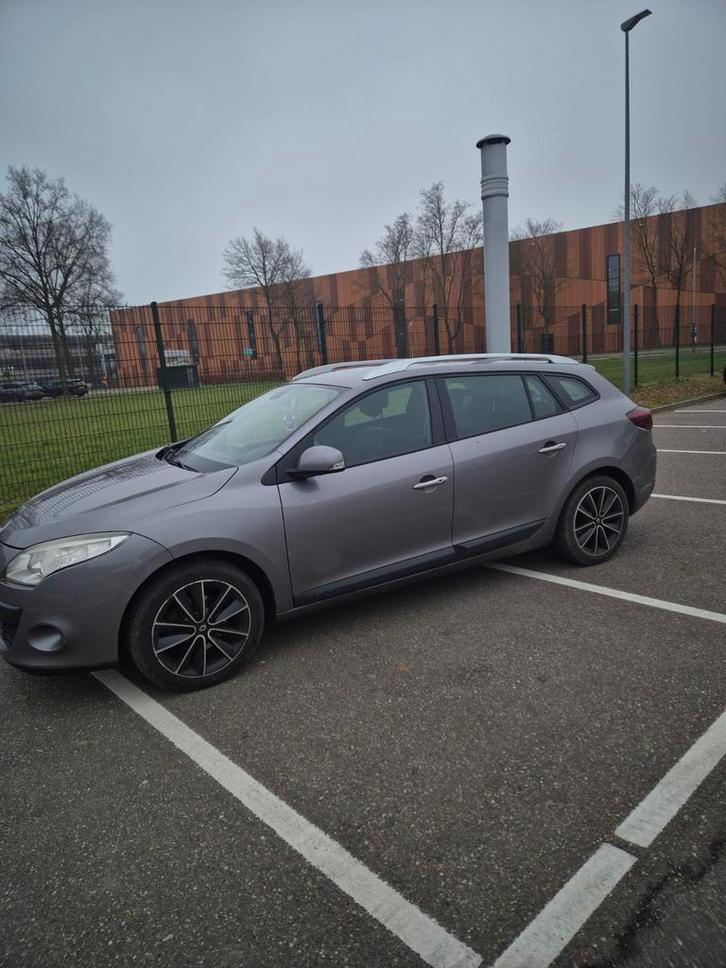 Renault Mégane 1.5 DCI Estate 2010 Grijs, Auto's, Renault, Particulier, Mégane, Diesel, A, Stationwagon, Handgeschakeld, Origineel Nederlands