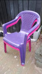 Kinderstoeltje 2 stuks gratis ophalen, Tuin en Terras, Tuinstoelen, Ophalen, Gebruikt, Plastic, Stapelbaar