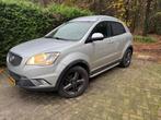 SsangYong Korando 2.0 XDI VAN Automaat 2012 Marge LeerAirco, Auto's, Bestelauto's, Automaat, 1998 cc, Zwart, 4 cilinders
