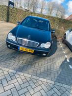 Mercedes C-Klasse 2.6 C240 Sedan AUT 2001 Grijs, Origineel Nederlands, Te koop, 1465 kg, Zilver of Grijs