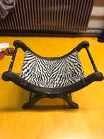 Vintage Romeinse stijl stoel met zebra print, Ophalen