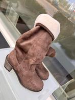 Suède Laarzen Taupe Teddy Voering Maat 38, Hoge laarzen, Bruin, Ophalen of Verzenden, Zo goed als nieuw