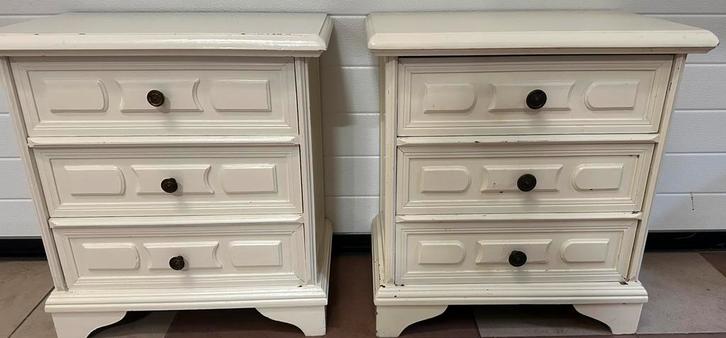 2 nachtkastjes met 3 lades hardhout, Huis en Inrichting, Slaapkamer | Nachtkastjes, Zo goed als nieuw, 55 tot 70 cm, Ophalen