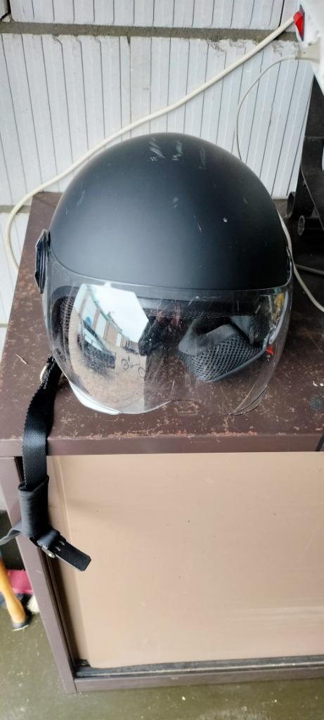 Helm scooter, Fietsen en Brommers, Brommerhelmen, Zo goed als nieuw, Medium, Ophalen