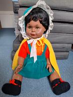 Grote bruine pop 68 cm met kleertjes, Ophalen of Verzenden, Zo goed als nieuw, Babypop