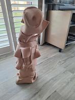 Joris Buseijne (B), een van zijn keramische uilen, Ophalen