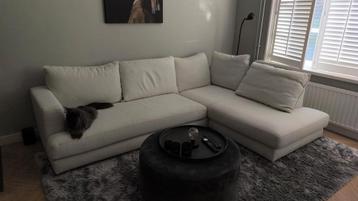 Mart Visser kleed beschikbaar voor biedingen