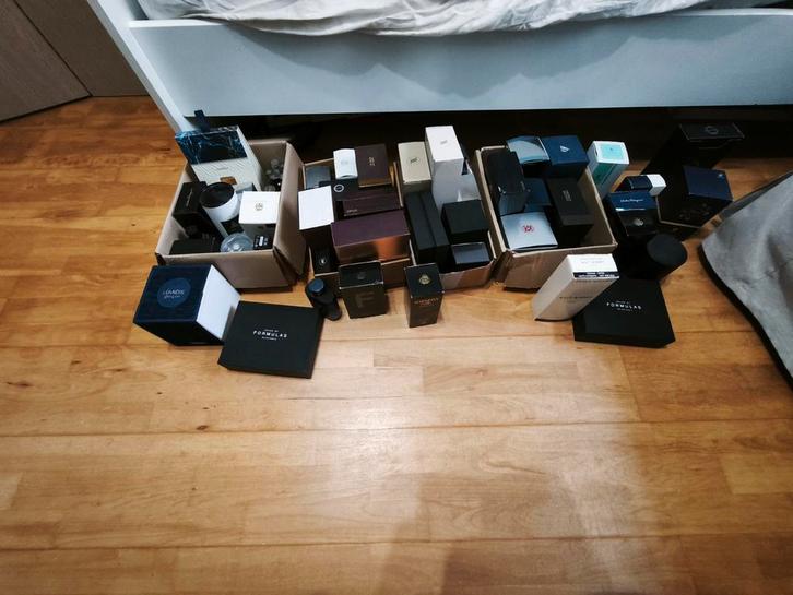 Samples 2.5ml/5ml verschillende parfums, Sieraden, Tassen en Uiterlijk, Uiterlijk | Parfum, Nieuw, Ophalen of Verzenden