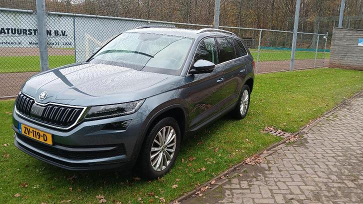Skoda Kodiaq 7 zitter 1.5 TSI Greentech ACT 150pk 2019 Grijs, Auto's, Skoda, Particulier, Kodiaq, ABS, Achteruitrijcamera, Adaptieve lichten