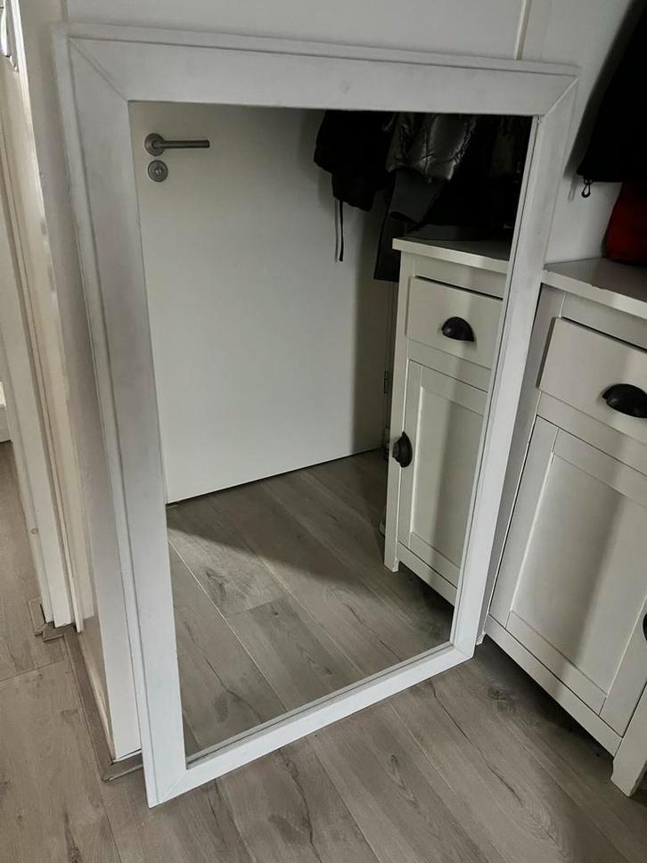 IKEA Spiegel - Stijlvol en functioneel, Huis en Inrichting, Woonaccessoires | Spiegels, Zo goed als nieuw, 75 tot 100 cm, 100 tot 150 cm