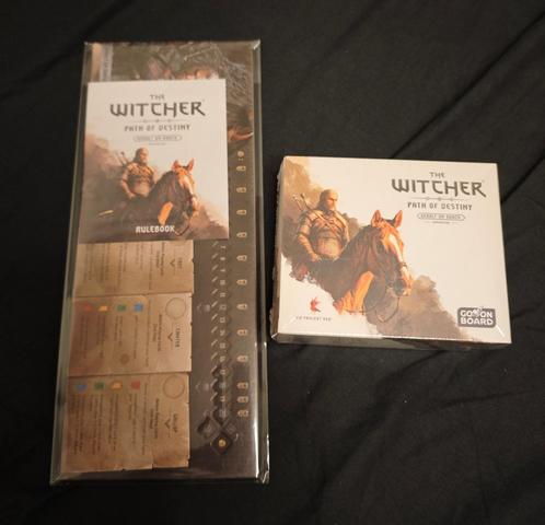 The Witcher: Path of Destiny - Geralt on Roach, Hobby en Vrije tijd, Gezelschapsspellen | Bordspellen, Nieuw, Ophalen of Verzenden
