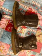 Bruine UGG Laarzen Maat 35 maar valt als 37, Kleding | Dames, Schoenen, Hoge laarzen, UGG, Bruin, Ophalen of Verzenden