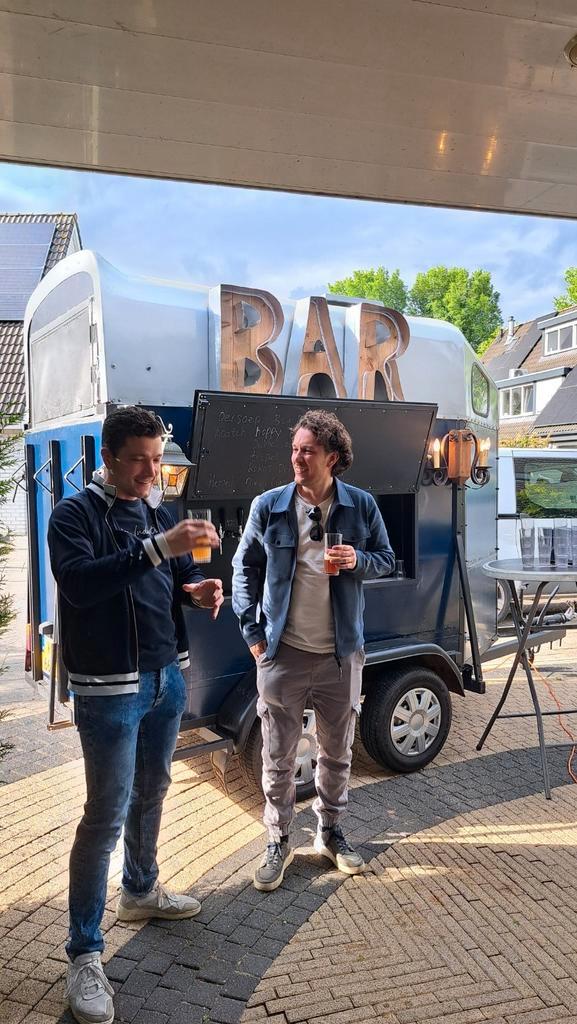 Tapwagen foodtruck bartruck mobiele bar trailer, Hobby en Vrije tijd, Feestartikelen | Verhuur, Ophalen