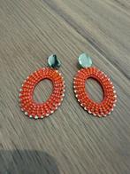 Statement oorbellen ovaal kralen koraal, Ophalen of Verzenden, Zo goed als nieuw, Oranje, Overige materialen
