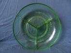 Groen glazen drievaksschaal Leerdam? België? ca 1970 d. 25,3, Antiek en Kunst, Antiek | Glas en Kristal, Ophalen of Verzenden