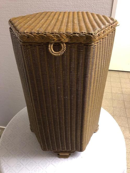 Lloyd Loom Wasmand, Antiek en Kunst, Curiosa en Brocante, Ophalen