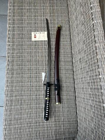 Scherpe antieke katana mes dolk zwaard sabel bajonet beschikbaar voor biedingen