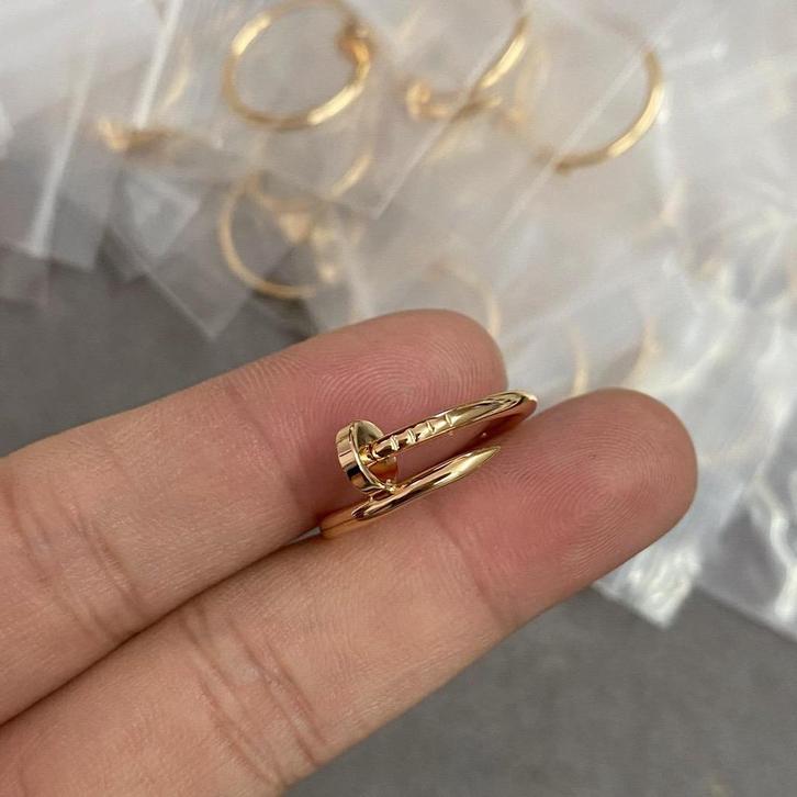 Cartier juste un clou ring, Sieraden, Tassen en Uiterlijk, Ringen, Nieuw, Dame, Goud, Ophalen of Verzenden
