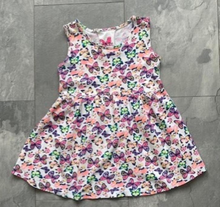 Zomerjurkje met vlinderprint, maat 110/116 (qwe), Kinderen en Baby's, Kinderkleding | Maat 110, Zo goed als nieuw, Meisje, Jurk of Rok