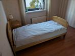 Senioren elektrisch verstelbaar bed + nachtkastje, Huis en Inrichting, Ophalen, 90 cm, Eenpersoons, Bruin