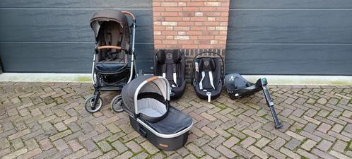 Kinderwagen Mutsy compleet met 2 autozitjes, Kinderen en Baby's, Kinderwagens en Combinaties, Gebruikt, Combiwagen, Mutsy, Met autostoeltje