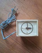 Retro General Electric Wekker vintage retro220V Analoge Klok, Witgoed en Apparatuur, Wekkers, Ophalen of Verzenden