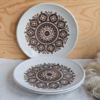 Roulette England dinerborden ecru bruin - 3 stuks, Huis en Inrichting, Keuken | Servies, Gebruikt, Keramiek, Ophalen of Verzenden