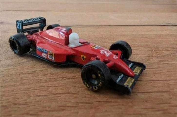 Ferrari F1 uit 1993 van Matchbox, Hobby en Vrije tijd, Modelauto's | Overige schalen, Gebruikt, Auto, Ophalen of Verzenden