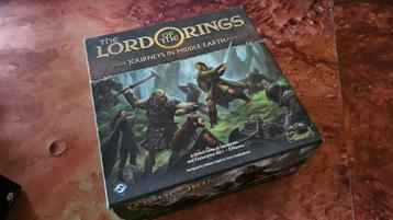 Journeys in Middle-Earth + Villains of Eriador + Foam insert beschikbaar voor biedingen