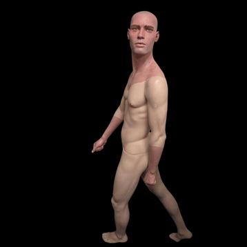 Realistisch geschilderde lopende mannequin  beschikbaar voor biedingen