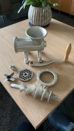Gehaktmolen maat 22, gietijzer zgan, Huis en Inrichting, Keuken | Keukenbenodigdheden, Ophalen of Verzenden, Zo goed als nieuw