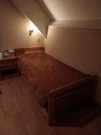 Bed met nachtkastje met auping spiraal bodem en evt matras, Huis en Inrichting, Slaapkamer | Bedden, Ophalen, Gebruikt, 90 cm