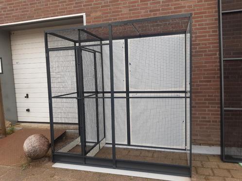 Nieuwe aluminium voliere met portaal, Dieren en Toebehoren, Vogels | Hokken en Kooien, Nieuw, Volière, Aluminium, Ophalen
