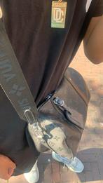Lv messenger bag, Ophalen of Verzenden, Zo goed als nieuw