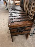 Antiek eiken kist met gesmeden beslag, Huis en Inrichting, Woonaccessoires | Kisten, Ophalen, Minder dan 50 cm, ., Zo goed als nieuw