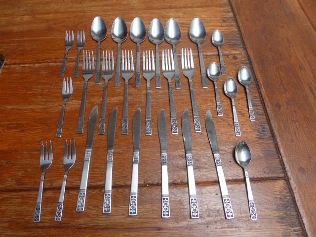 28-delig vintage bestek, T.L. Inox, Antiek en Kunst, Antiek | Bestek, Ophalen of Verzenden