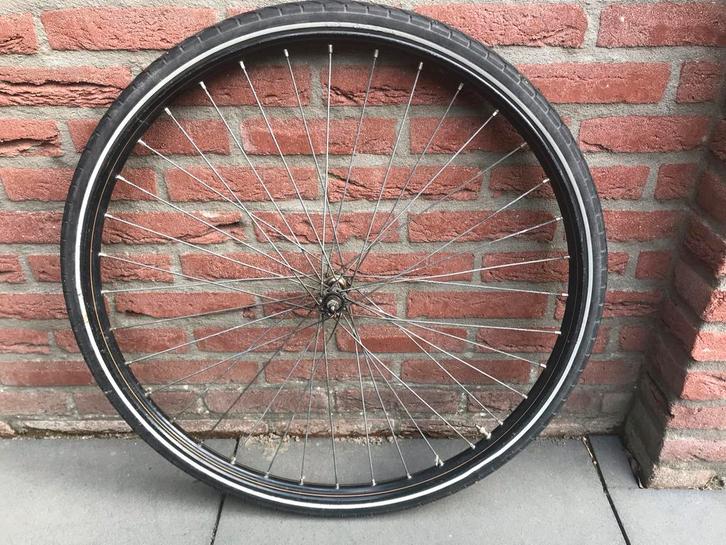 Voorwiel Omafiets 28 inch - Goede Band, Fietsen en Brommers, Fietsonderdelen, Gebruikt, Algemeen, Wiel, Ophalen