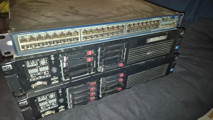 Dedicated Server - Krachtige prestaties voor uw projecten, Computers en Software, Servers, Gebruikt, Onbekend, 8 GB, Hot swappable onderdelen