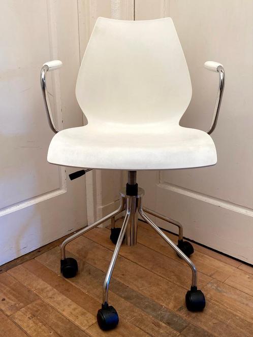 Witte Kartell Maui stoel op wielen en met armleuning, Huis en Inrichting, Stoelen, Gebruikt, Eén, Kunststof, Metaal, Wit, Ophalen